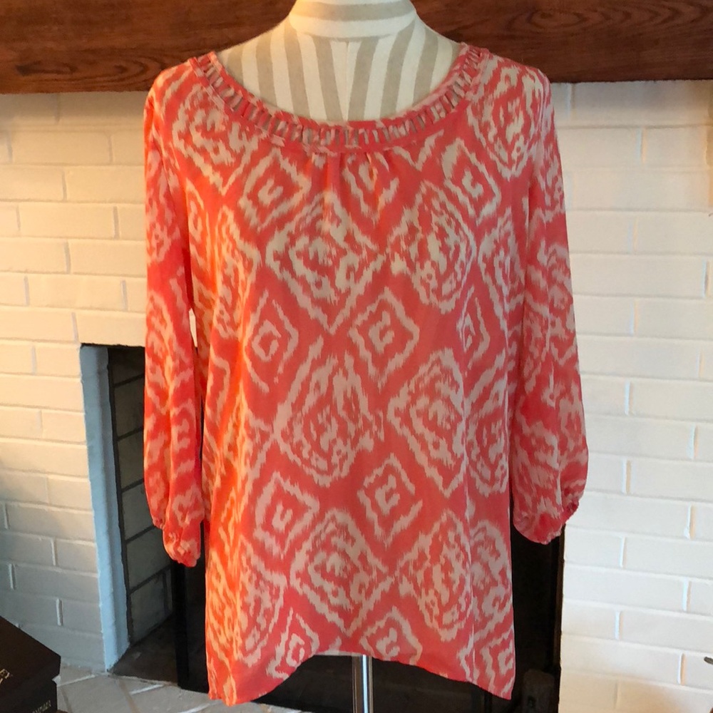 Coral Ikat hi-lo 3/4 sleeve blouse
